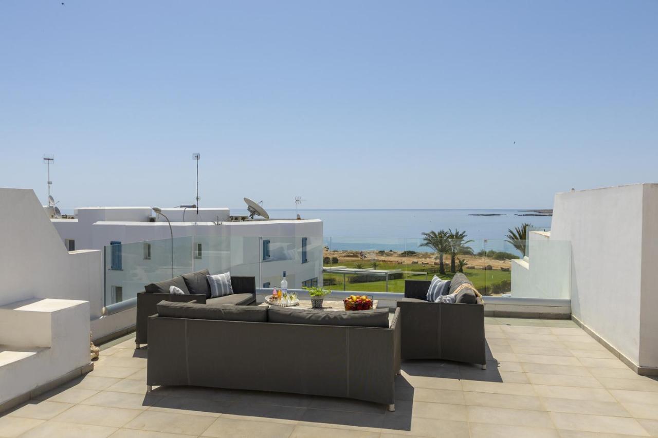 Protaras Villa Kalena Seafront Exterior foto